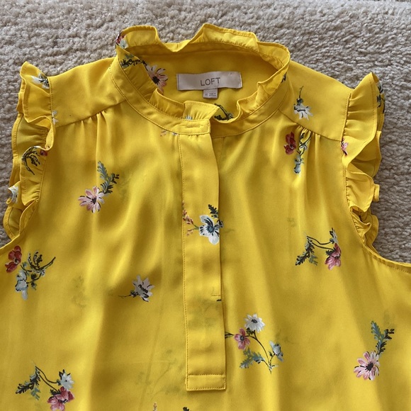 LOFT Yellow Floral Sleeveless Blouse - Picture 3 of 8